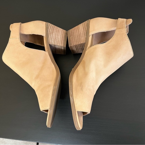 Lucky Brand Barimo Leather Peep Toe Ankle Fashion Heels - Picture 2 of 12